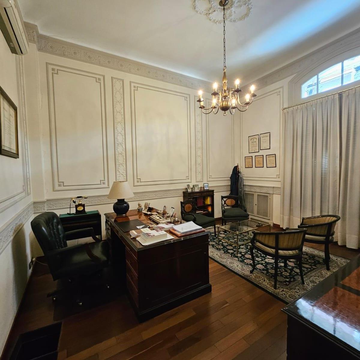 Imponente Departamento en Marcelo T. de Alvear 800 1