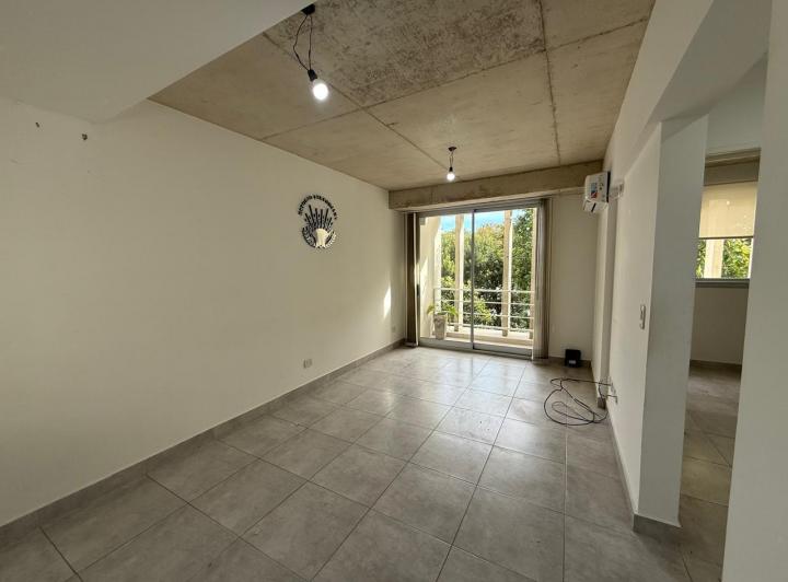 Foto de Departamento de 2 amb en el centro de Escobar, imagen 2