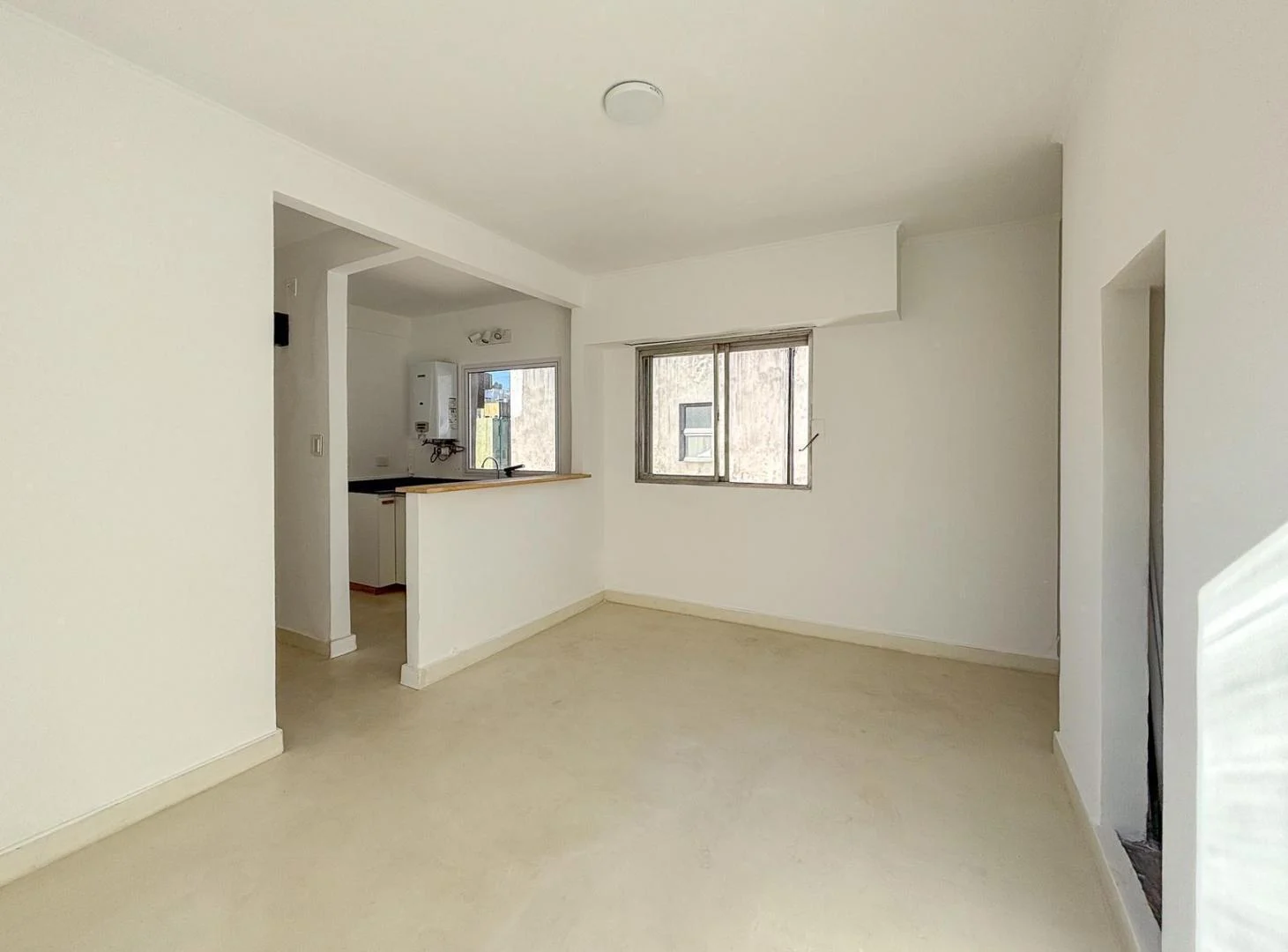 Venta departamento 2 ambientes en San Nicolás - Reciclado - Muy Luminoso - APTO CRÉDITO