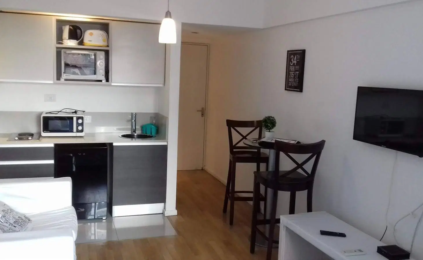 Monoambiente en Las Cañitas 5
