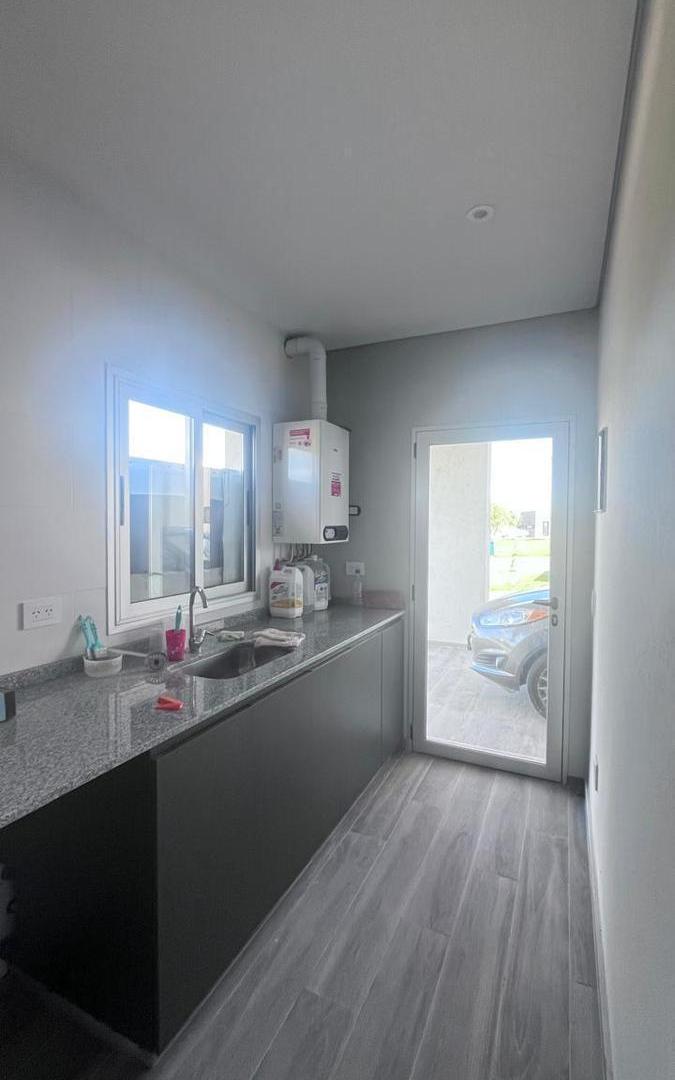 Foto de Venta casa en San Sebastian, imagen 3