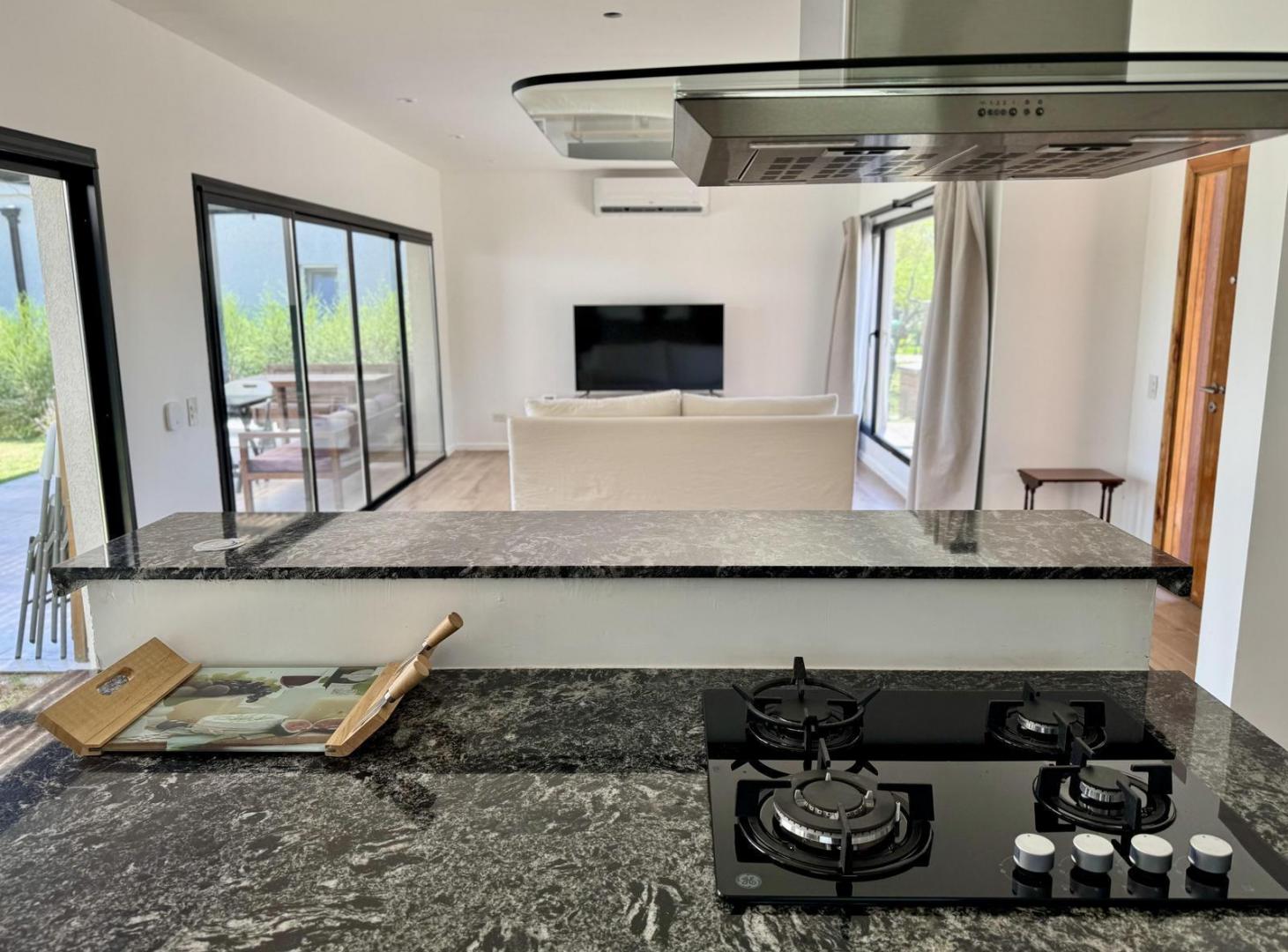 Foto de VENTA CASA 3 AMB CON PISCINA EN BARRIO SANTA ELENA, PILAR DEL ESTE, imagen 4