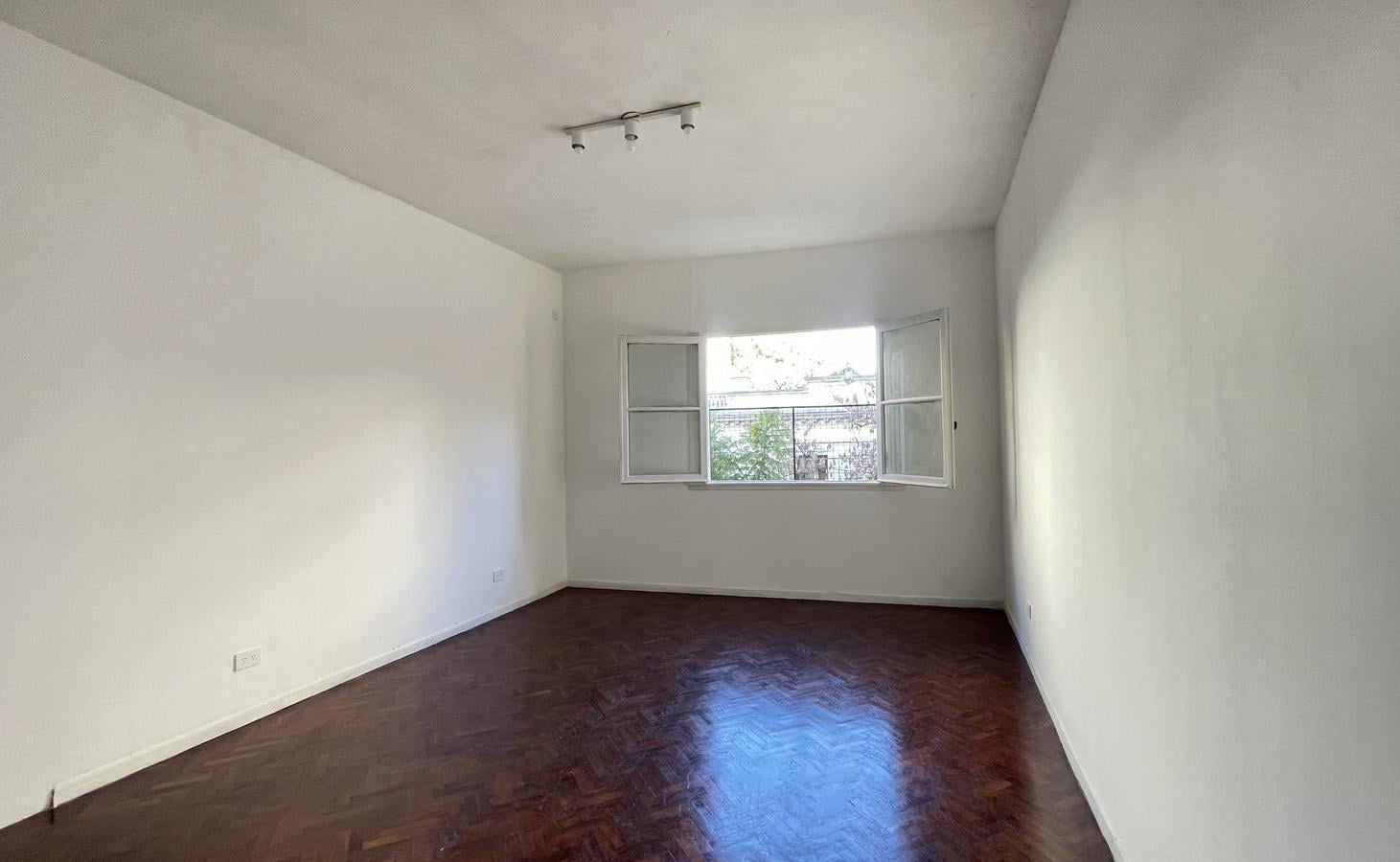 Foto de Departamento 4 ambientes | 3 dormitorios | Balcón corrido al frente |, imagen 5