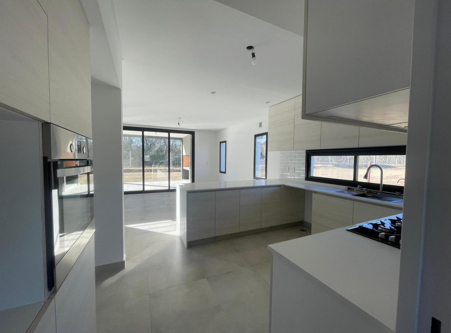 Foto de Casa En Venta Barrio Nativas - Puertos del Lago, Escobar, imagen 3