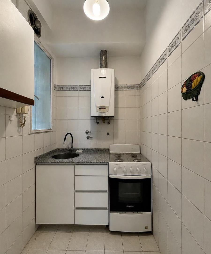 Foto de DEPARTAMENTO EN ALQUILER | 2 AMBIENTES REFACCIONADO | BALVANERA, imagen 1
