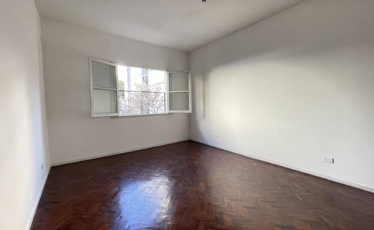 Foto de Departamento 4 ambientes | 3 dormitorios | Balcón corrido al frente |, imagen 5