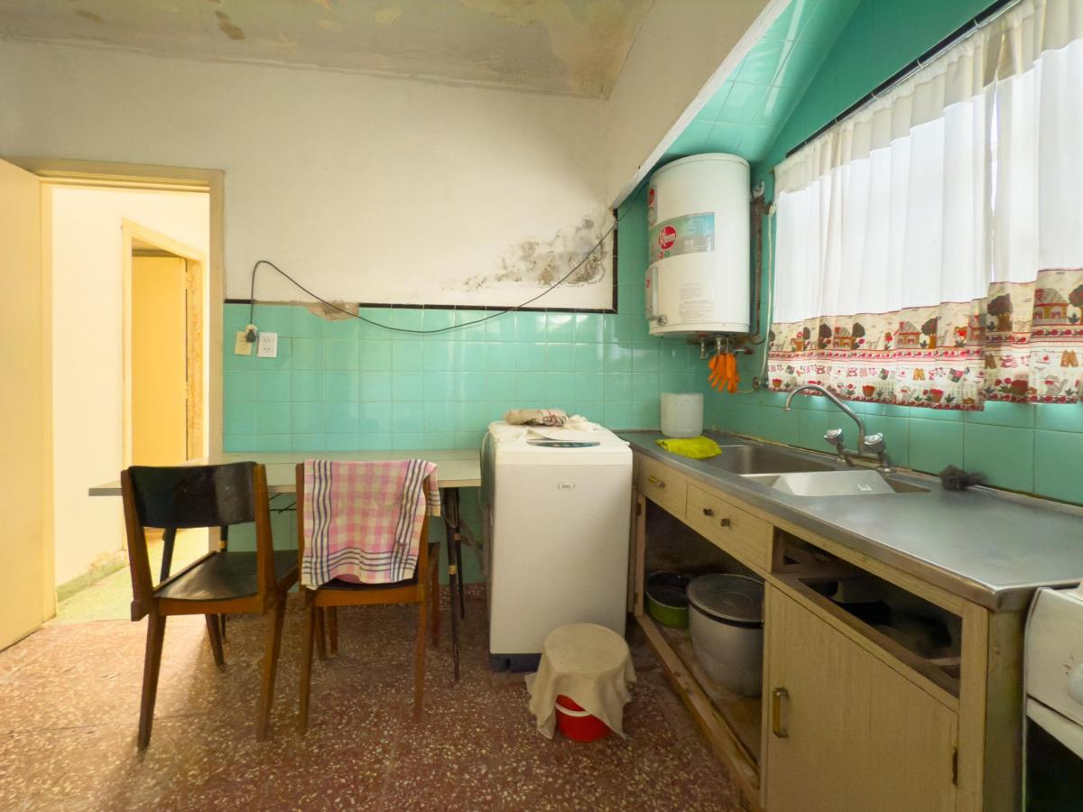 Foto de Chalet a reciclar en venta en zona Pompeya, imagen 3