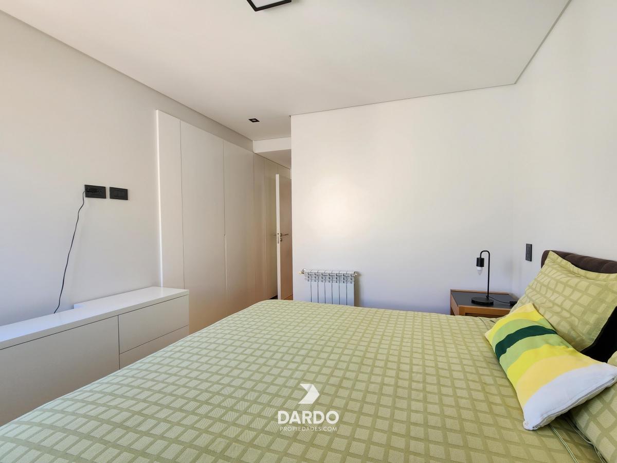 Departamento 2 Ambientes a Estrenar con Cochera en La Perla 3