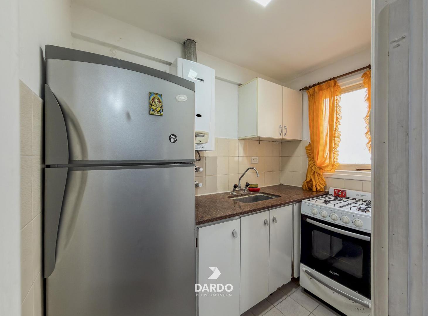 Foto de Departamento 2 ambientes lateral en venta zona Centro, imagen 4