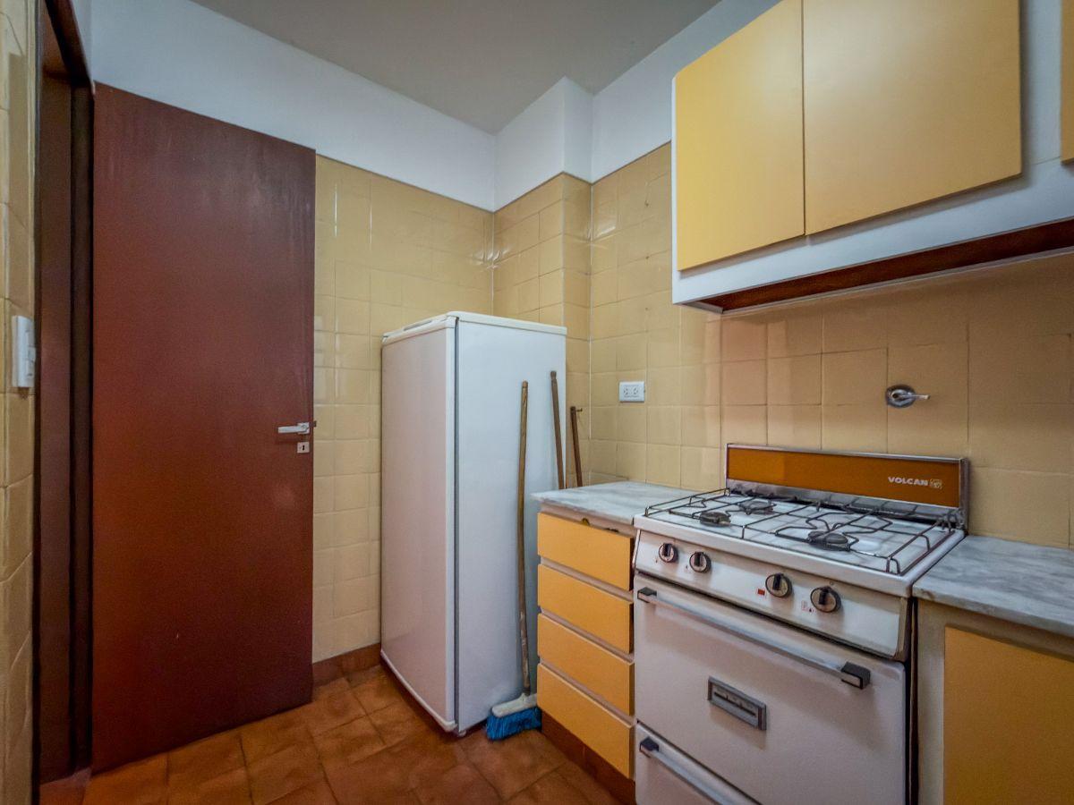Foto de Departamento 2 ambientes externo en venta en La Perla, imagen 3