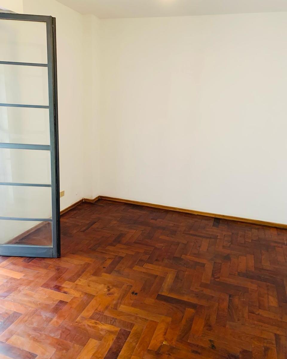 Venta Dpto 2 Dorm. - Frente con Balcon - Barrio Gral Paz! 1