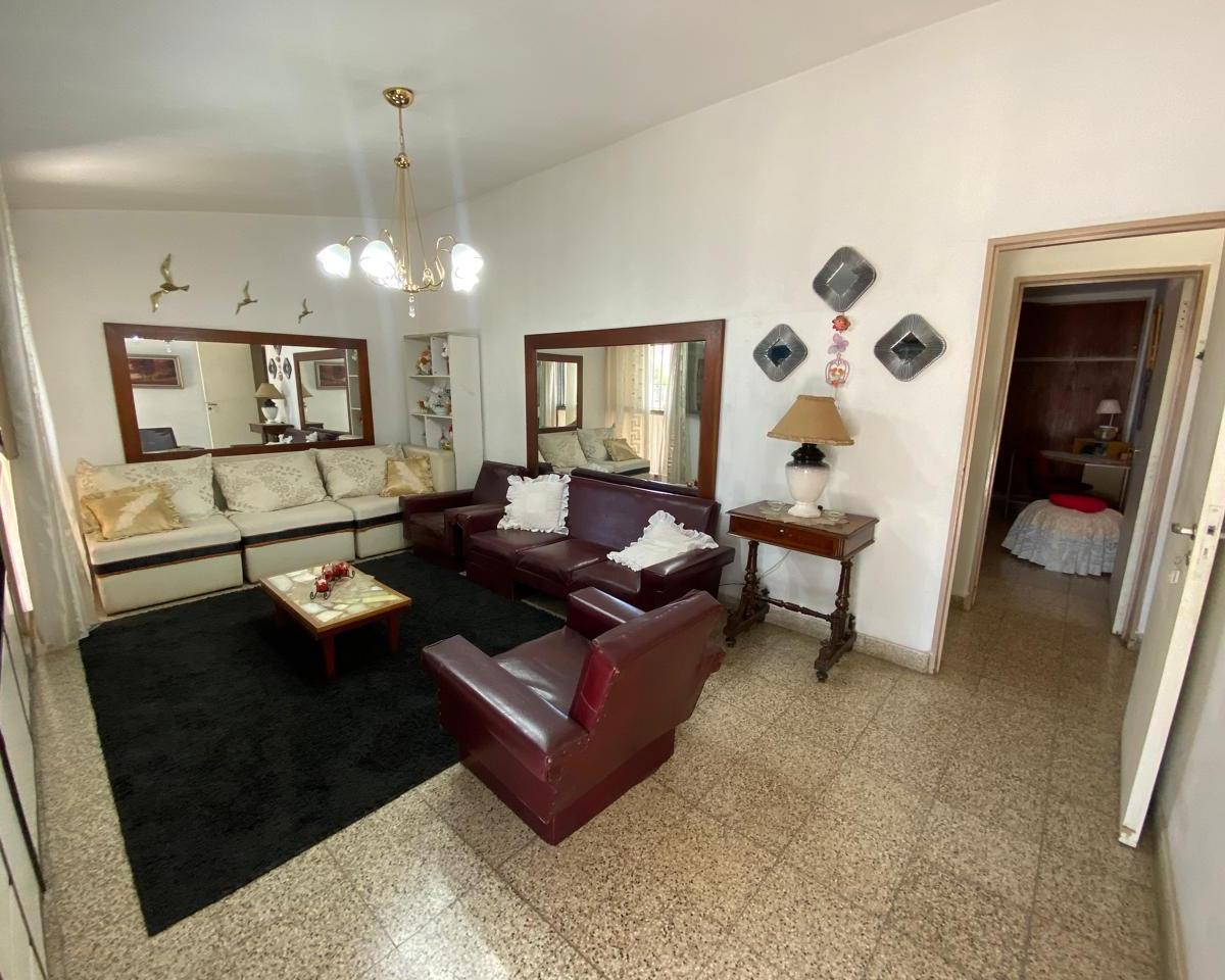 Foto de VENTA CASA APTA CREDITO 4 DORMITORIOS PQUE REPUBLICA, imagen 2