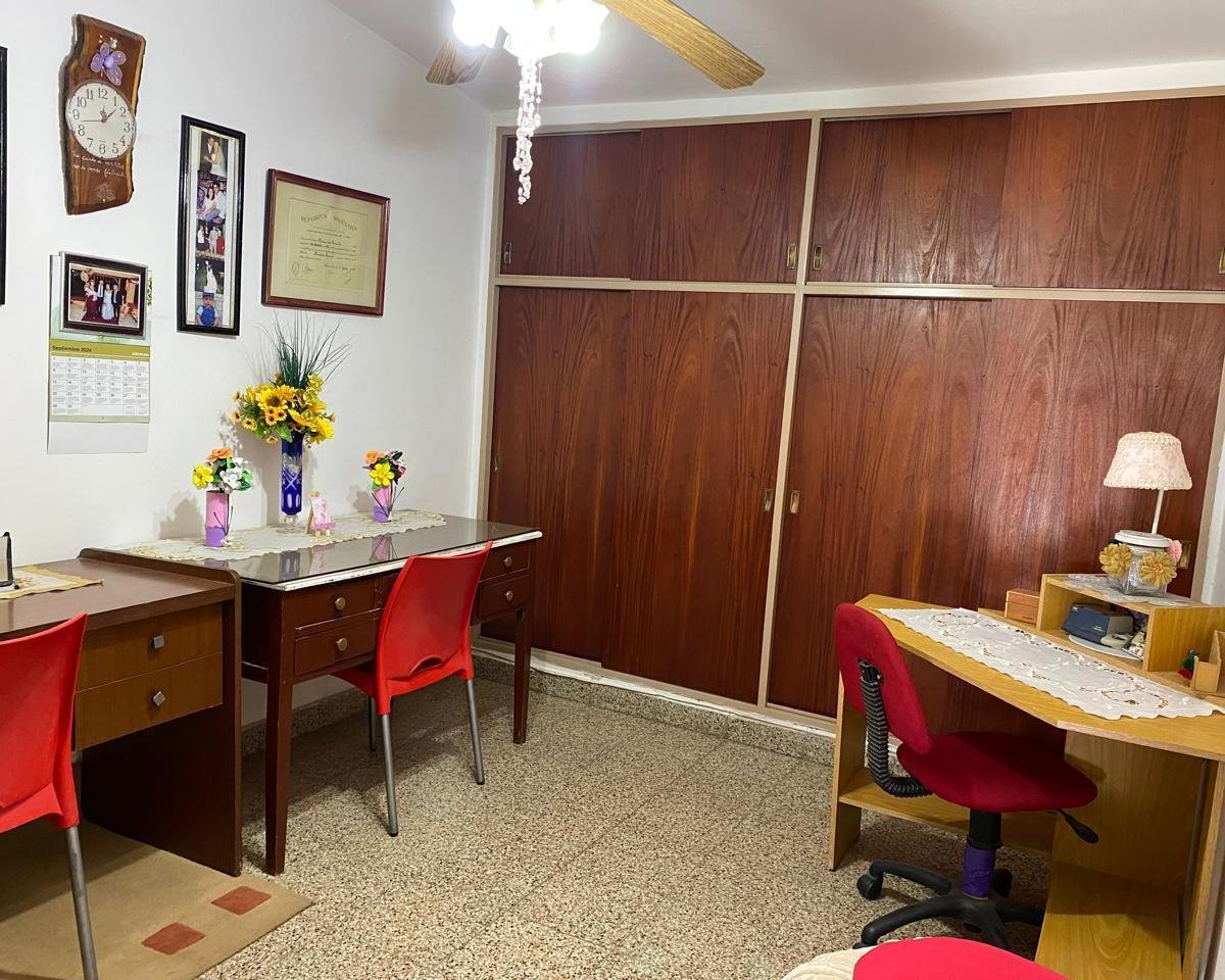 Foto de VENTA CASA APTA CREDITO 4 DORMITORIOS PQUE REPUBLICA, imagen 3
