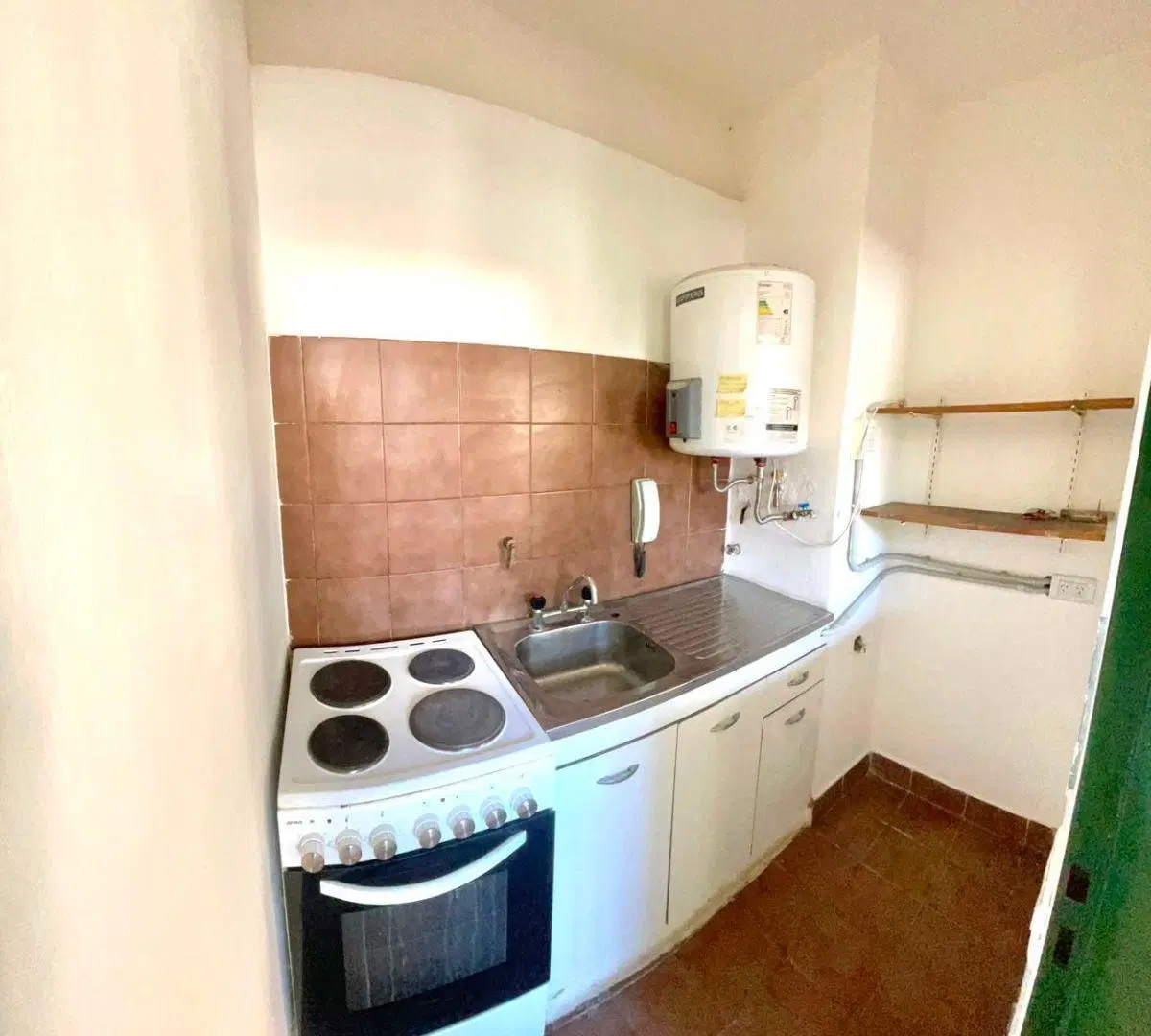 ALQUILER DPTO 1 DORMITORIO ALBERDI 6