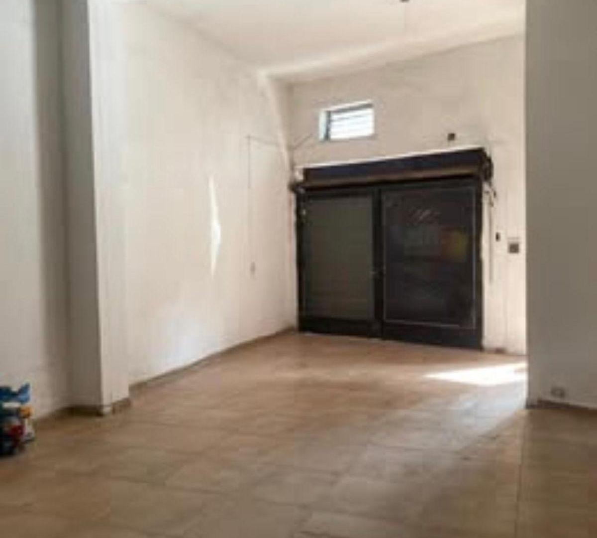 Foto de Alquiler Local Comercial en Av. Juan B. Justo - A Metros del Concejo, imagen 3
