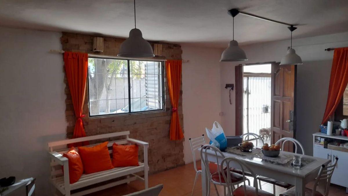 Foto de SE VENDE CASA DE TRES DORMITORIOS EN VILLA ASPACIA!, imagen 4