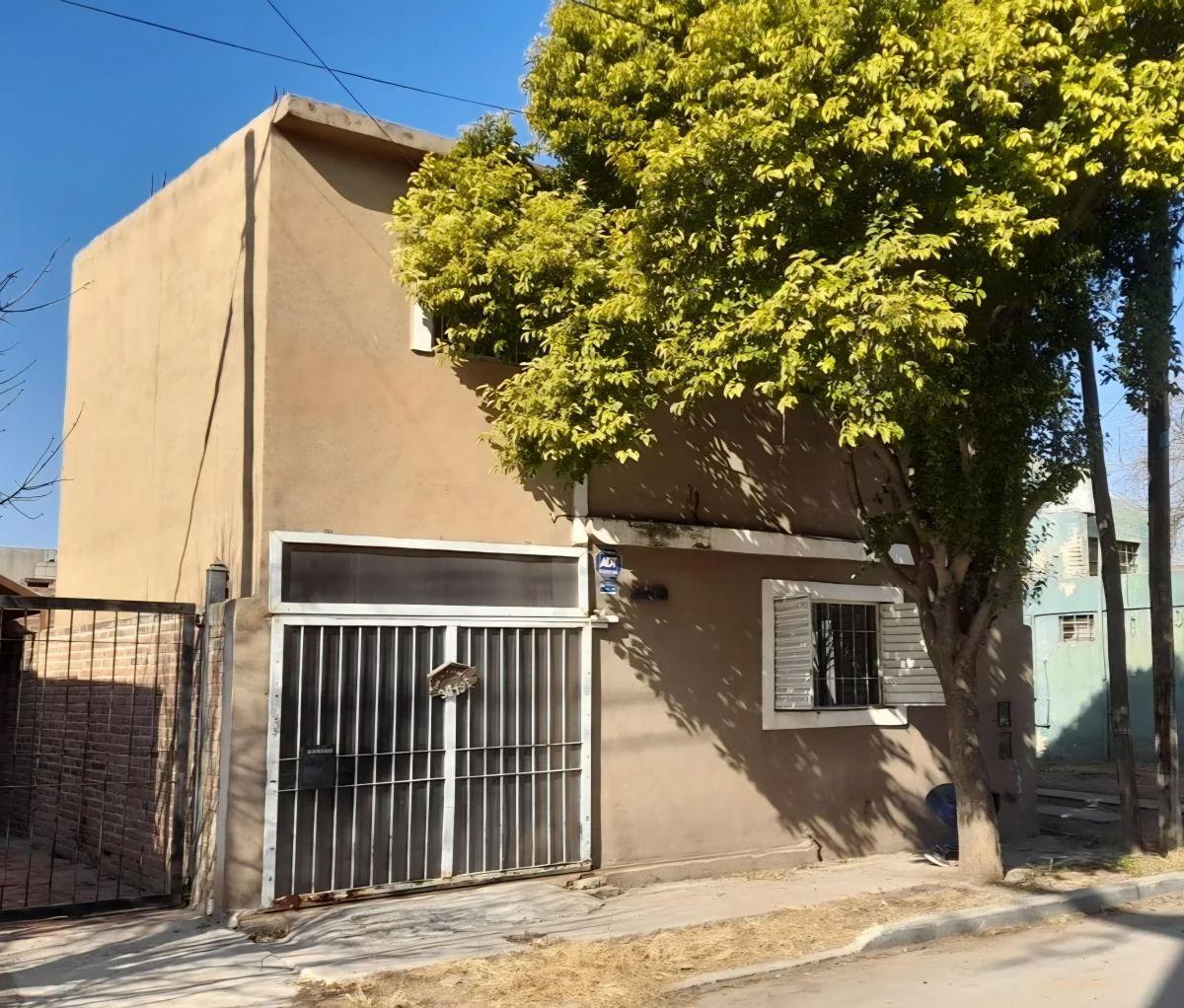 Foto de SE VENDE CASA DE TRES DORMITORIOS EN VILLA ASPACIA!, imagen 2