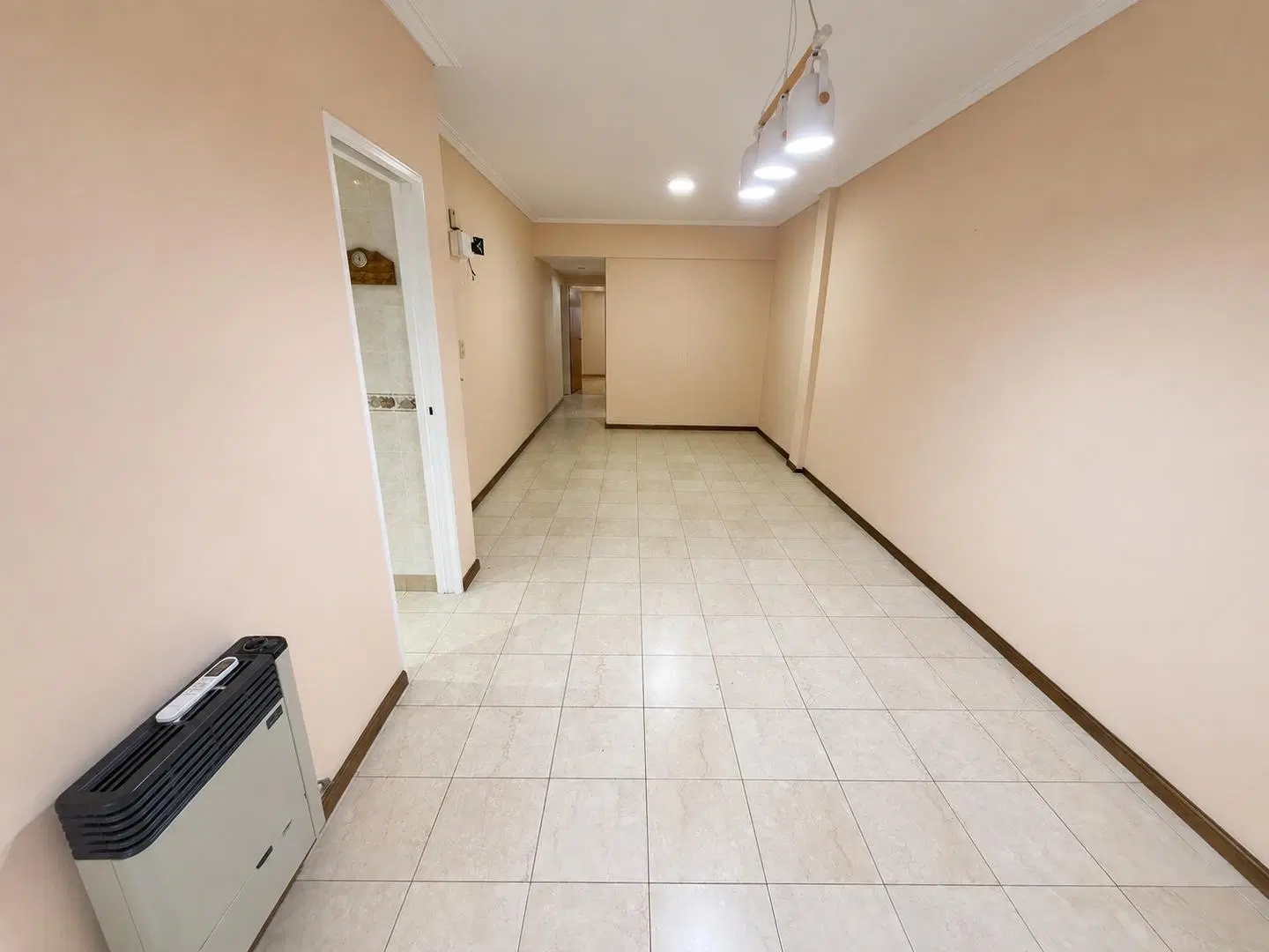 Venta Departamento de 3 ambientes en Wilde centro 1