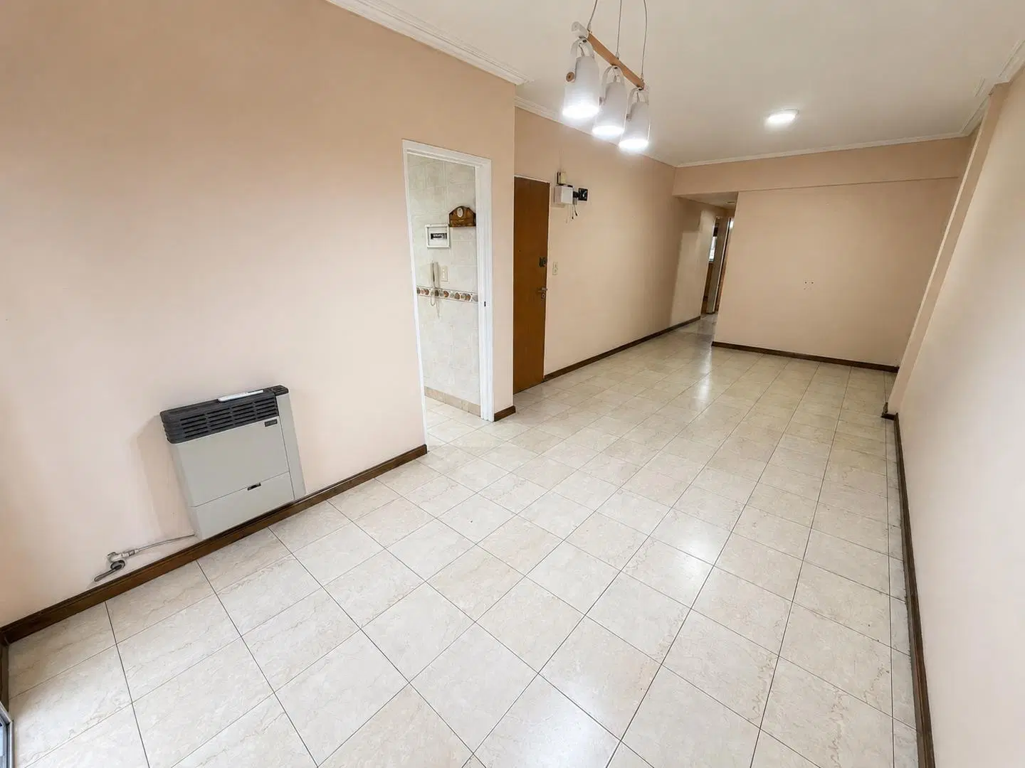Venta Departamento de 3 ambientes en Wilde centro 2