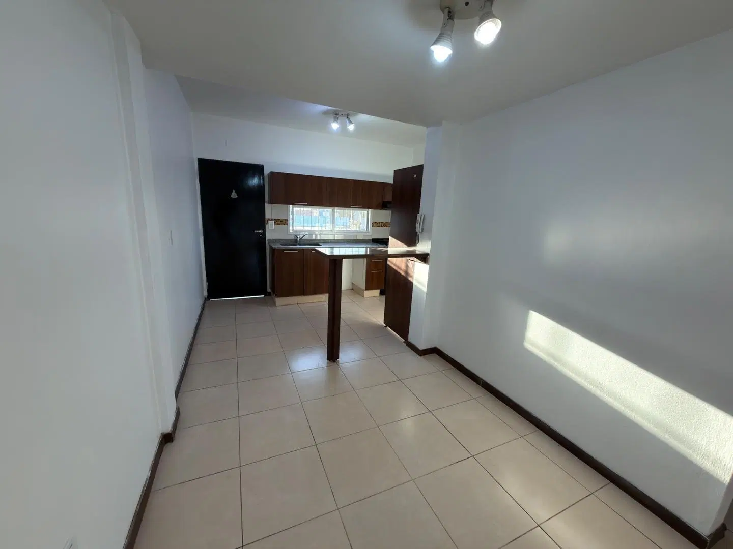 Alquiler PH de 3 ambientes en Villa Dominico 3