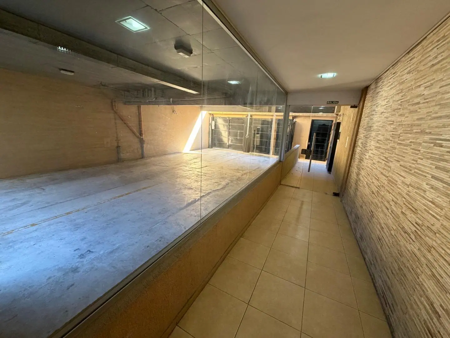 Departamento de 2 ambientes con cochera 3