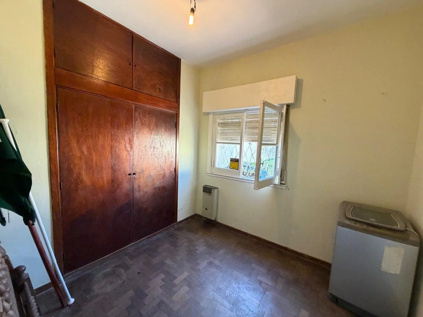 Venta casa sobre lote propio en Bernal Oeste 1