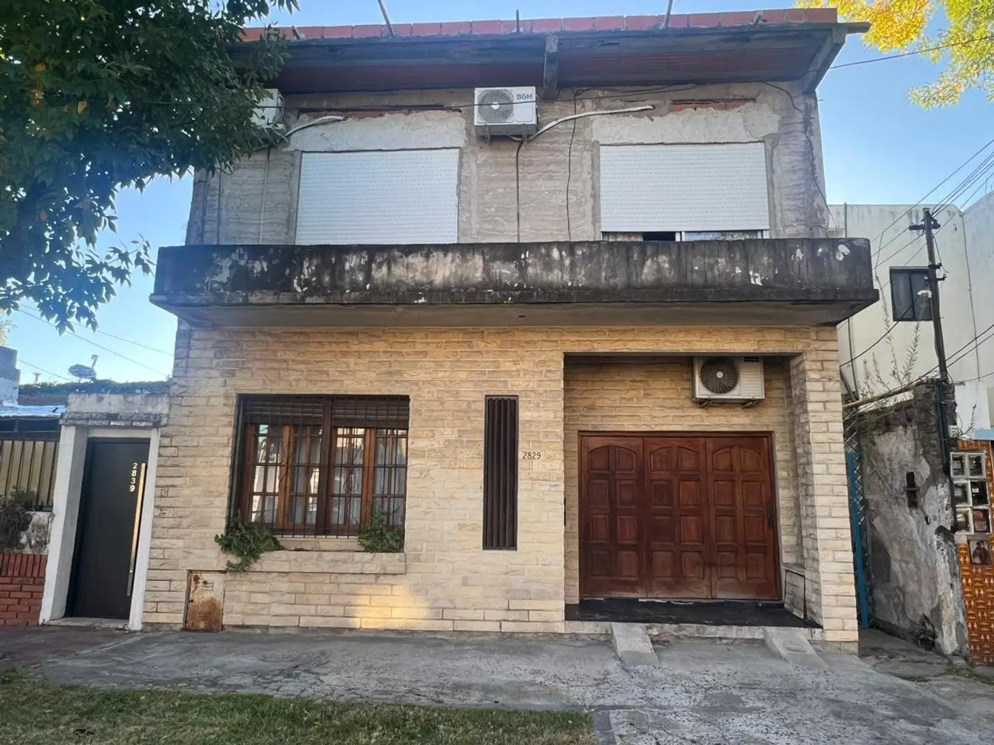 Venta PH de 4 ambientes con cochera en Sarandi 1
