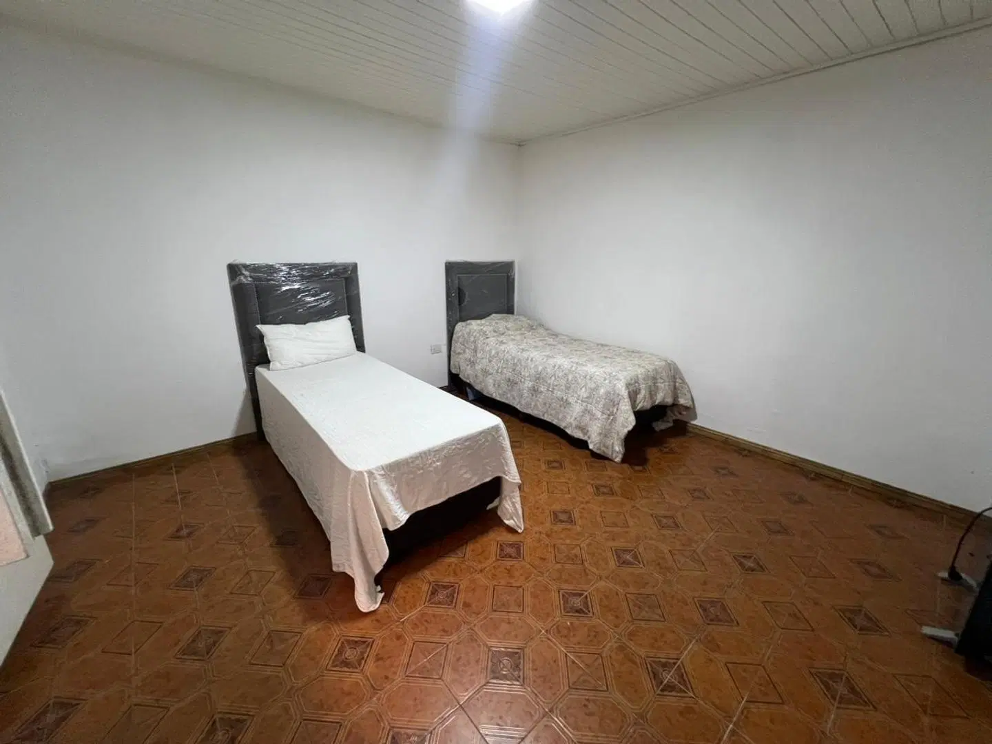 Venta PH de 4 ambientes con cochera en Sarandi 5