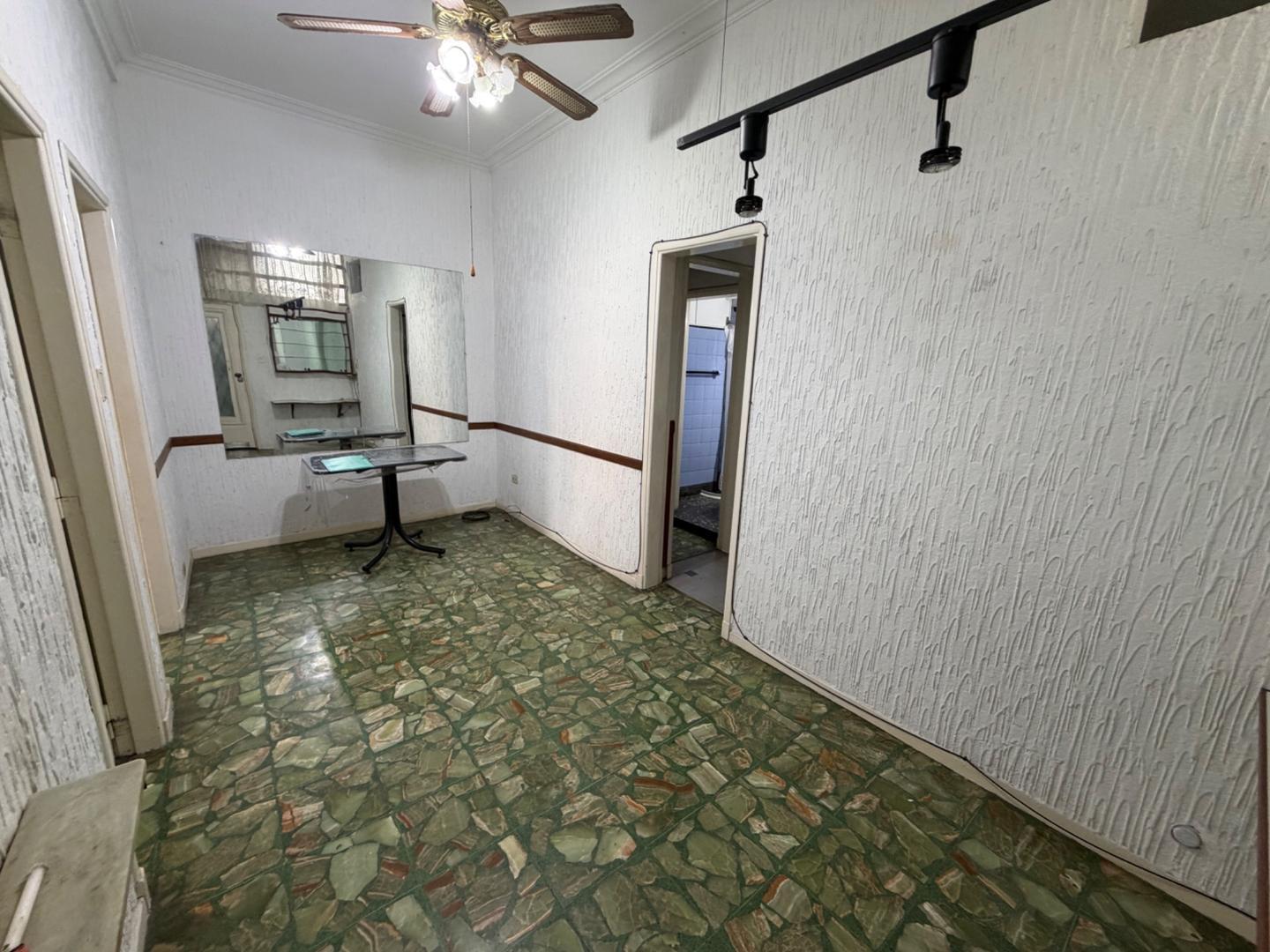 Foto de Venta en block de 2 PH en Villa Dominico, imagen 4