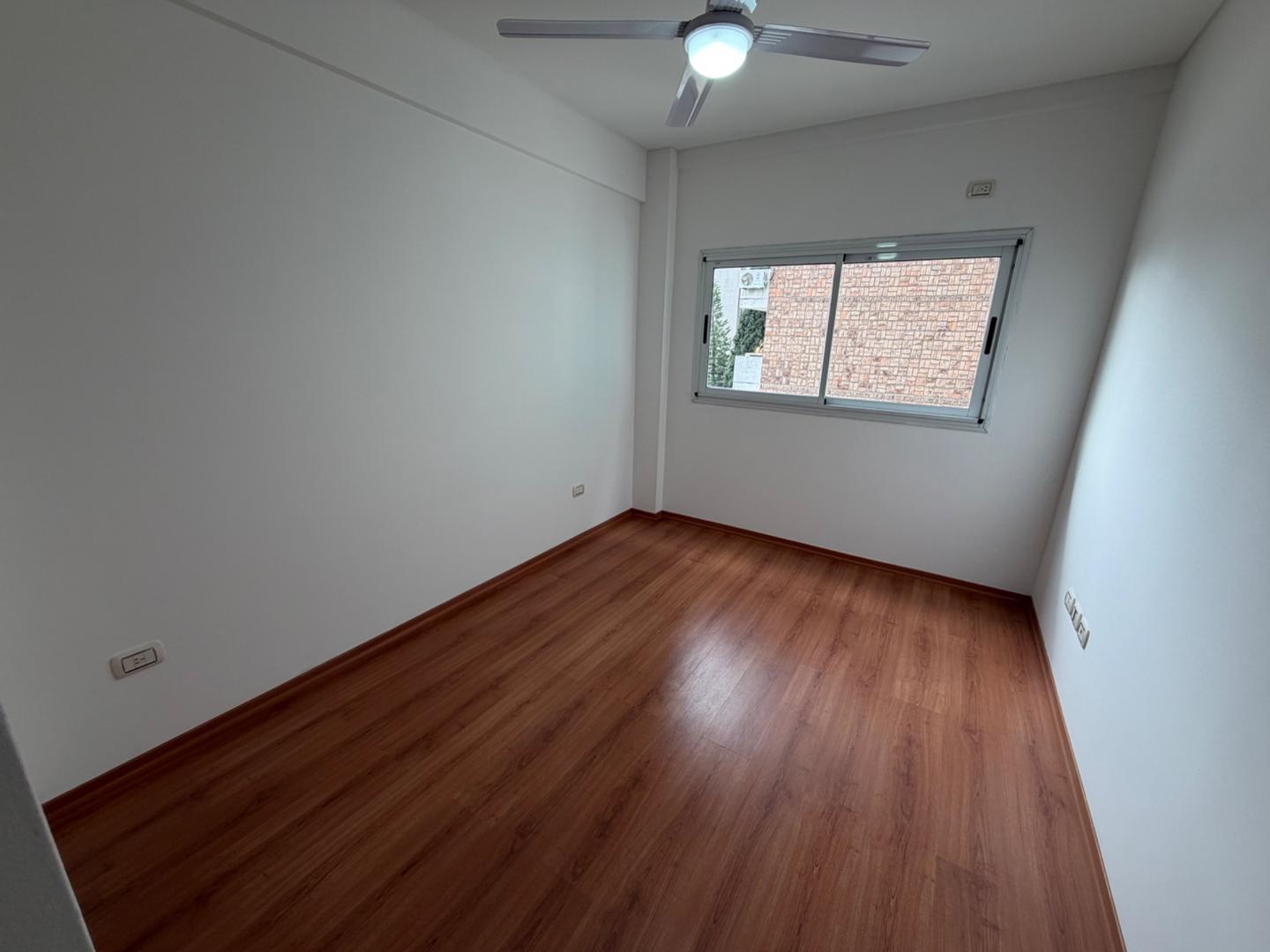Foto de Alquiler departamento de 2 ambientes en Wilde centro, imagen 4