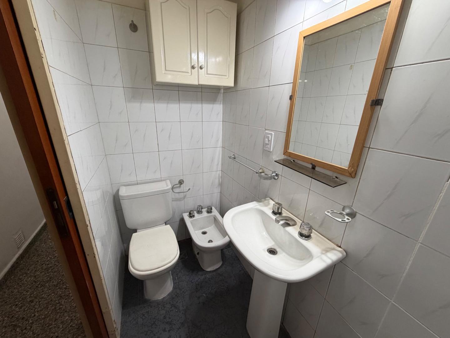 Foto de Alquiler PH de 2 ambientes en Wilde centro. Opcional cochera, imagen 5
