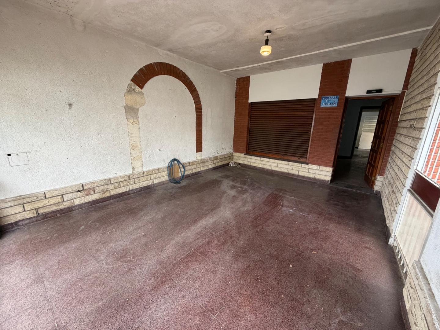 Foto de Venta Casa de 3 ambientes con cochera y terraza en Sarandi, imagen 4