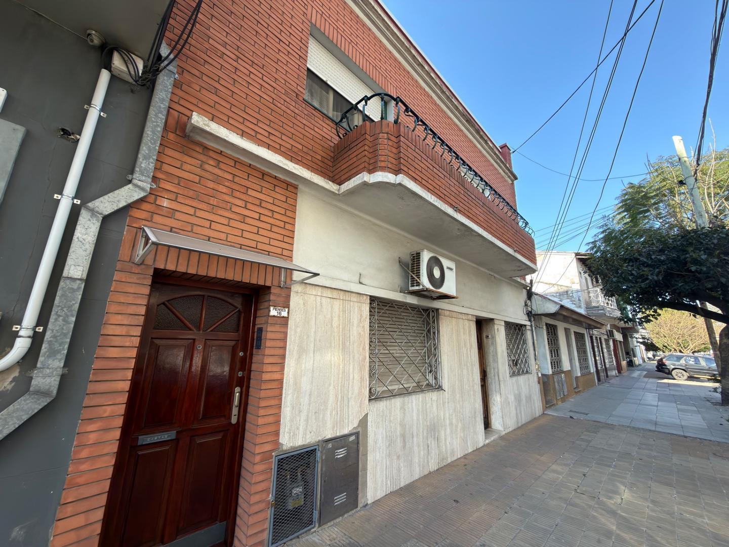 Foto de Venta PH de 3 ambientes con terraza en Villa Dominico, imagen 2
