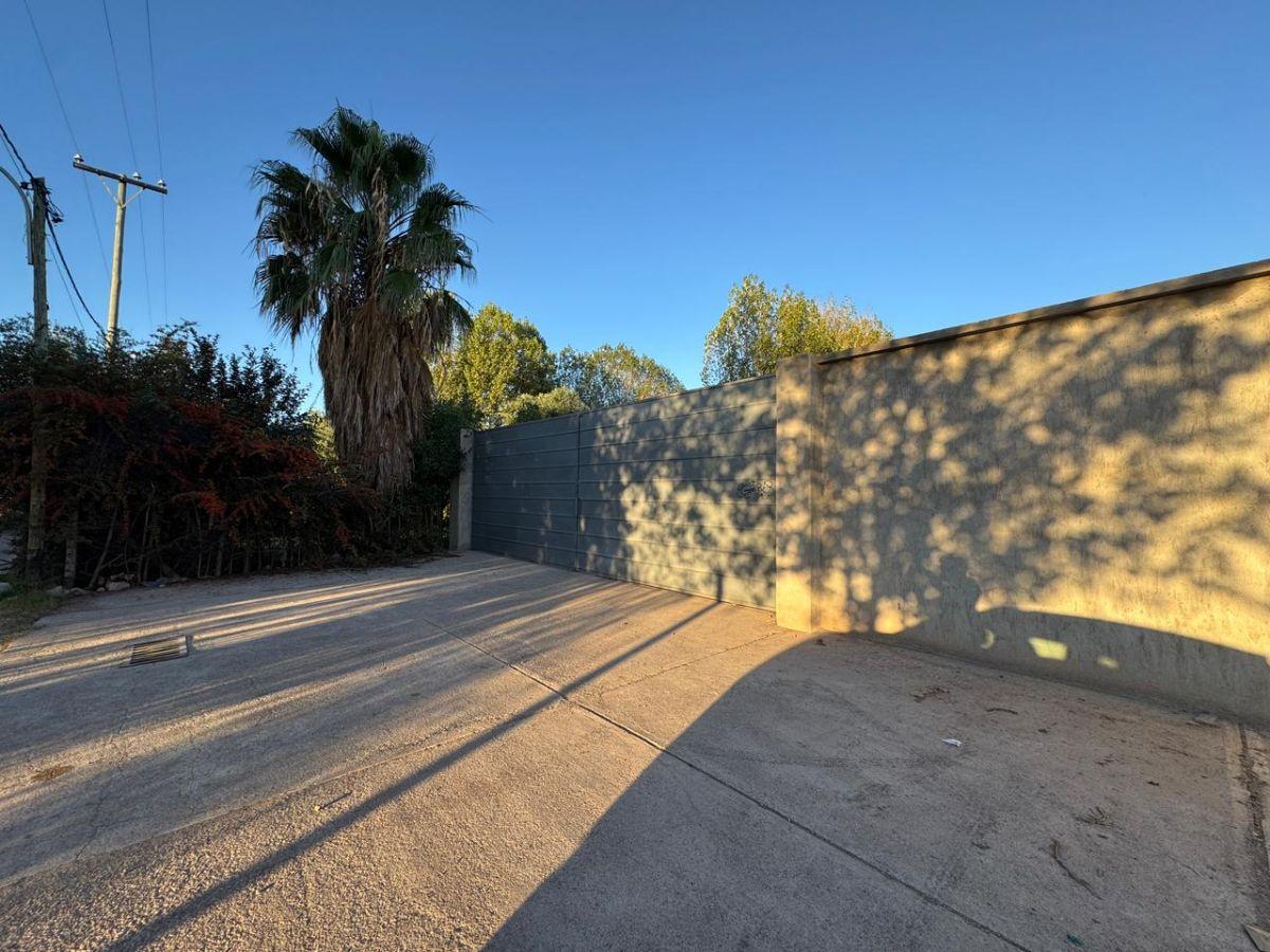 Lote y Galpon, Frente a Quinta Las Rosas