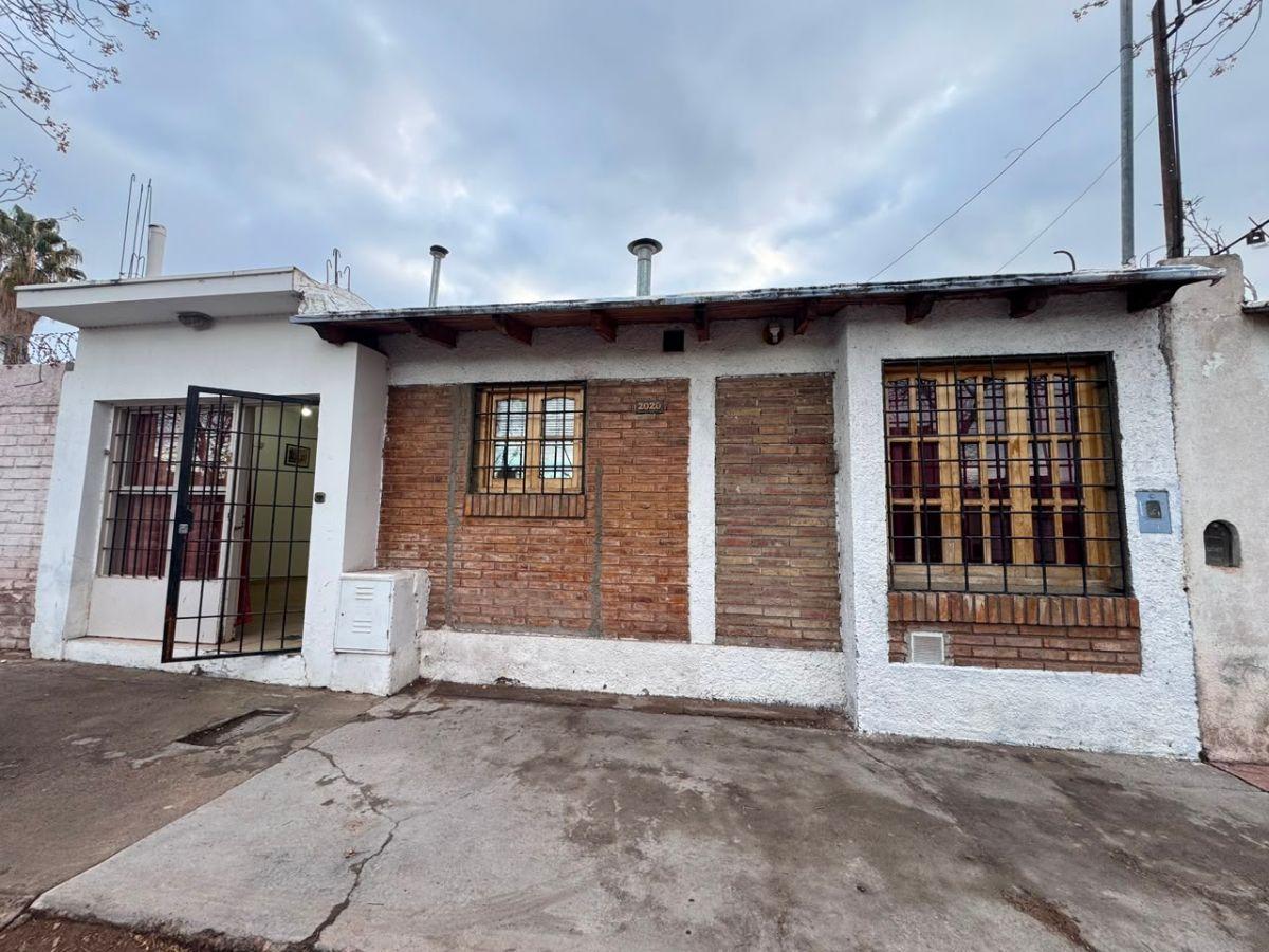 Foto de Casa en Guaymallén | 2 Dormitorios con Patio y Churrasquera, imagen 1
