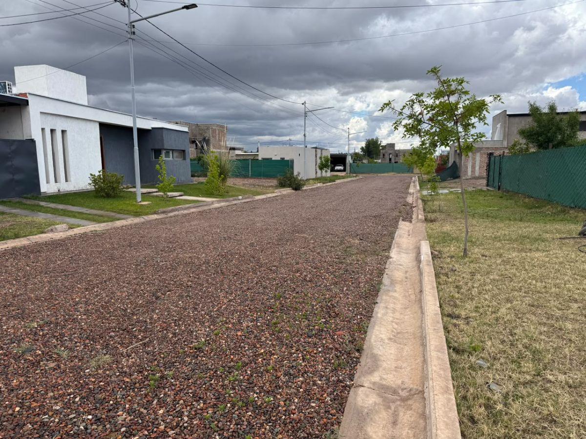 Foto de LOTE 300 M² EN AMPROS V | CIERRE PERIMETRAL COMPLETO Y PROYECTO APROBADO, imagen 5