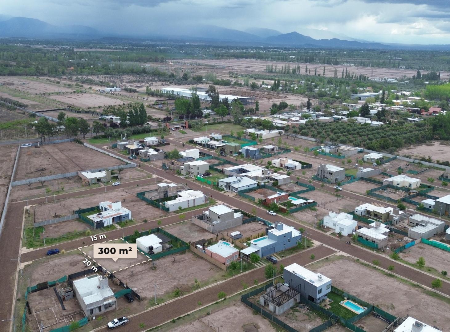 Foto de LOTE 300 M² EN AMPROS V | CIERRE PERIMETRAL COMPLETO Y PROYECTO APROBADO, imagen 1