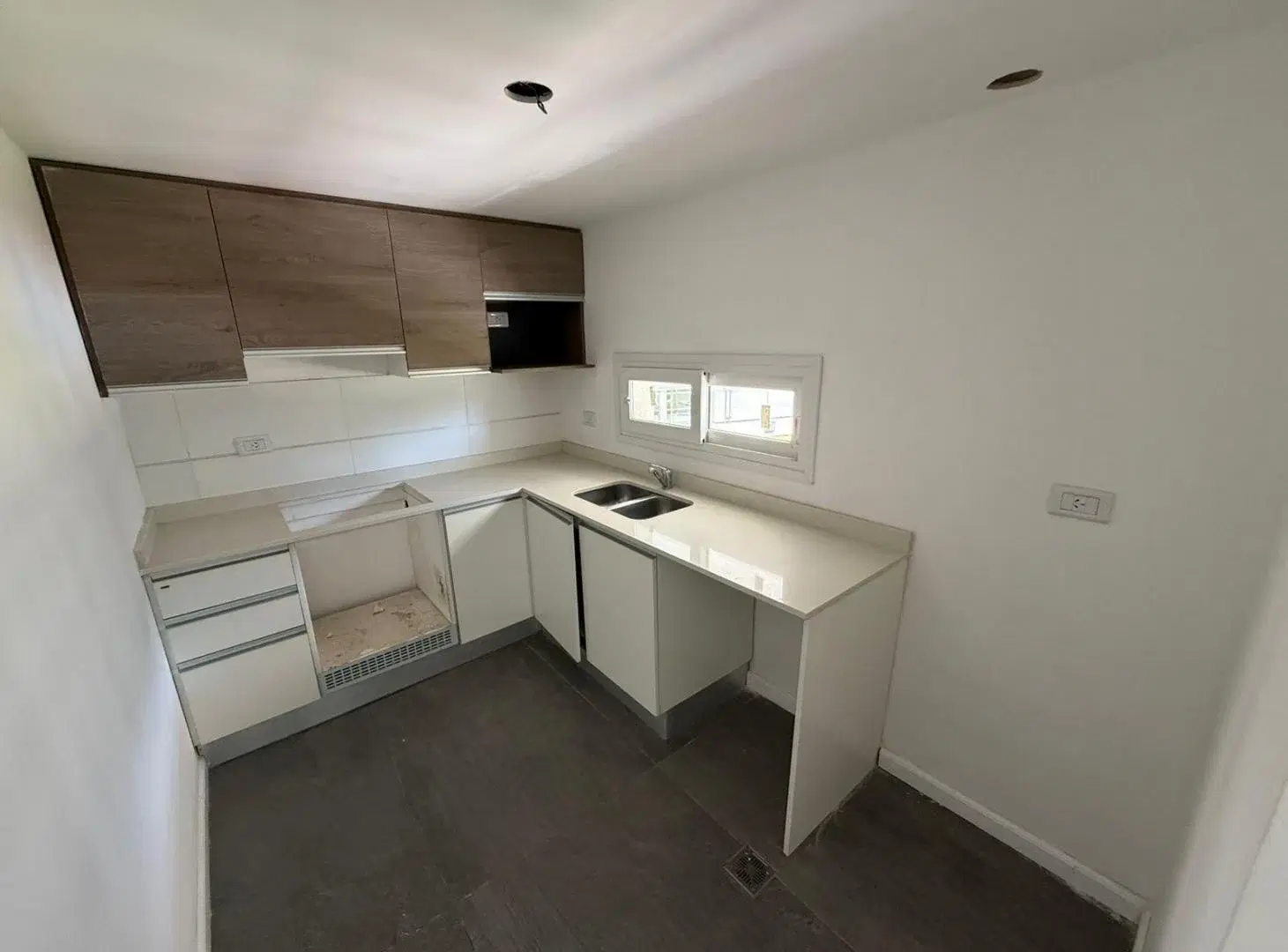 Departamento en Canning Center 5