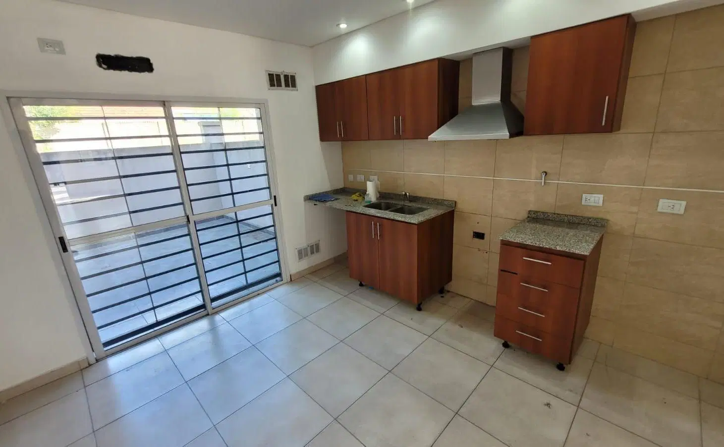 Duplex en alquiler en Monte Grande 1