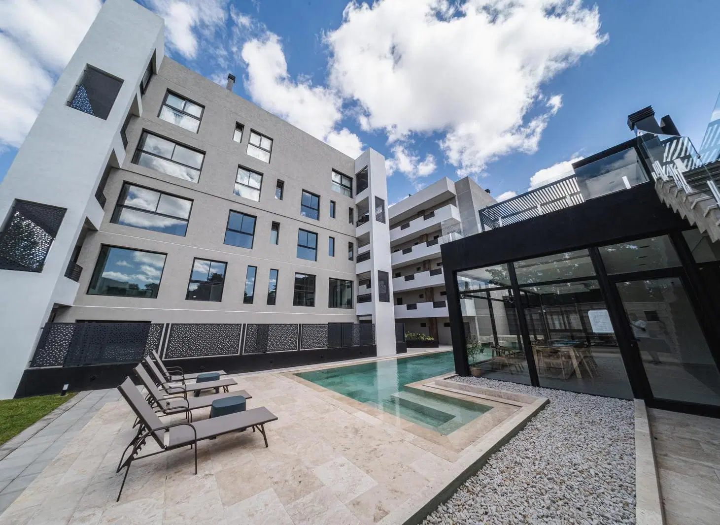 Departamento en alquiler en Canning 4
