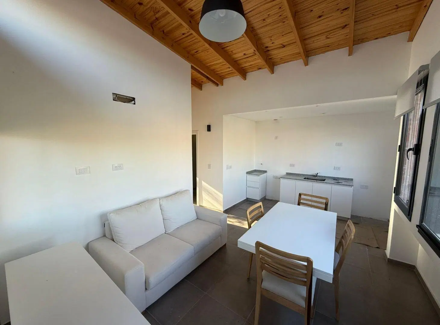 CASA EN ALQUILER EN RAICES SAN VICENTE 3