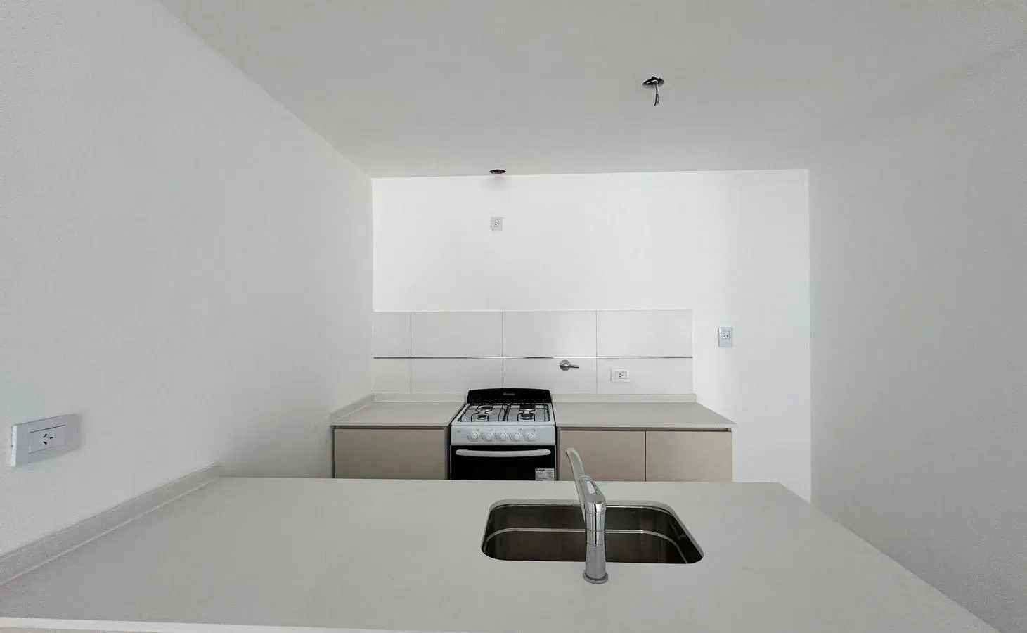 Departamento en Main Park Canning 5