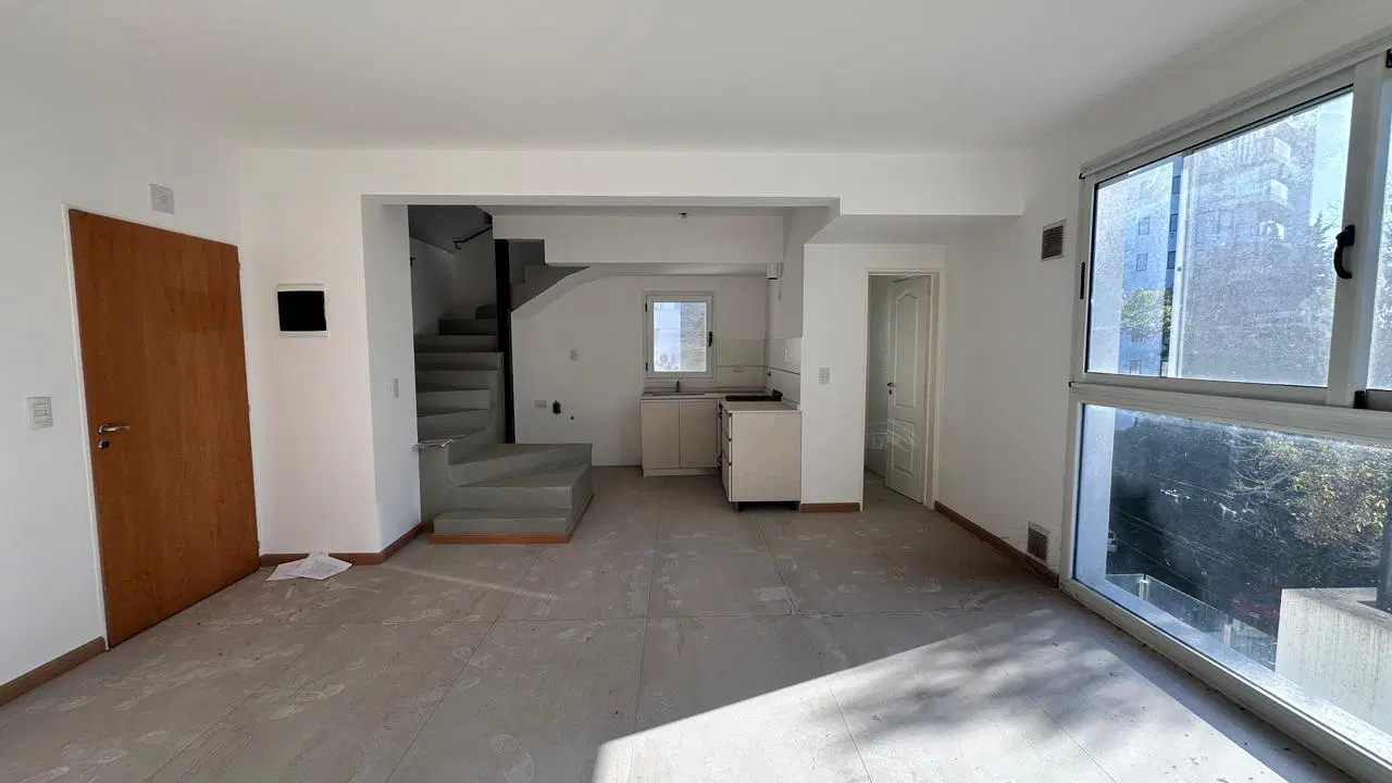 Departamento en alquiler en Main Park Canning 3