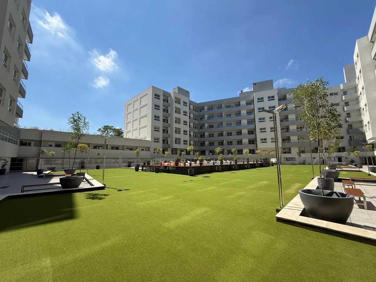Departamento en Canning Center 2