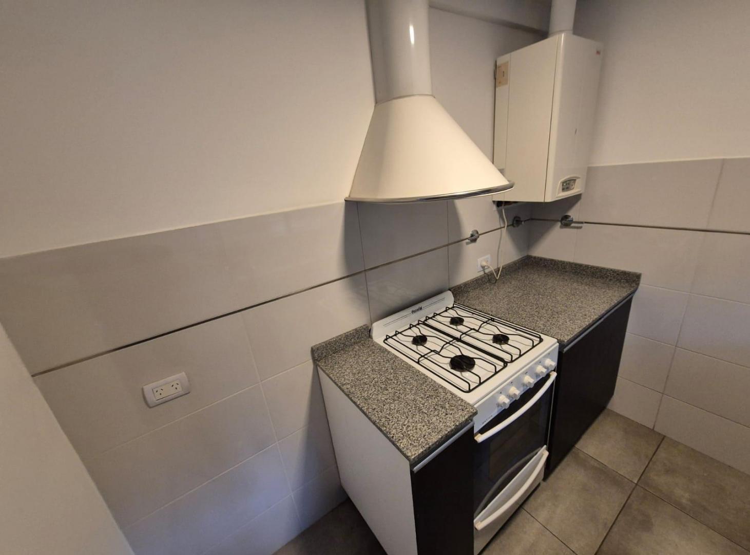 Foto de Departamento 2 ambientes con cochera en alquiler, imagen 4