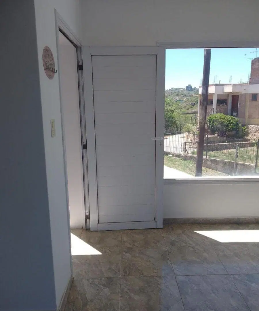 Casa en alquiler anual – Villa del Lago 4