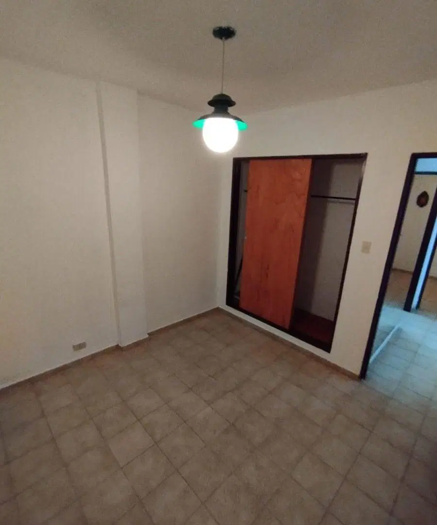 DEPARTAMENTO EN ALQUILER ANUAL - CENTRO 3