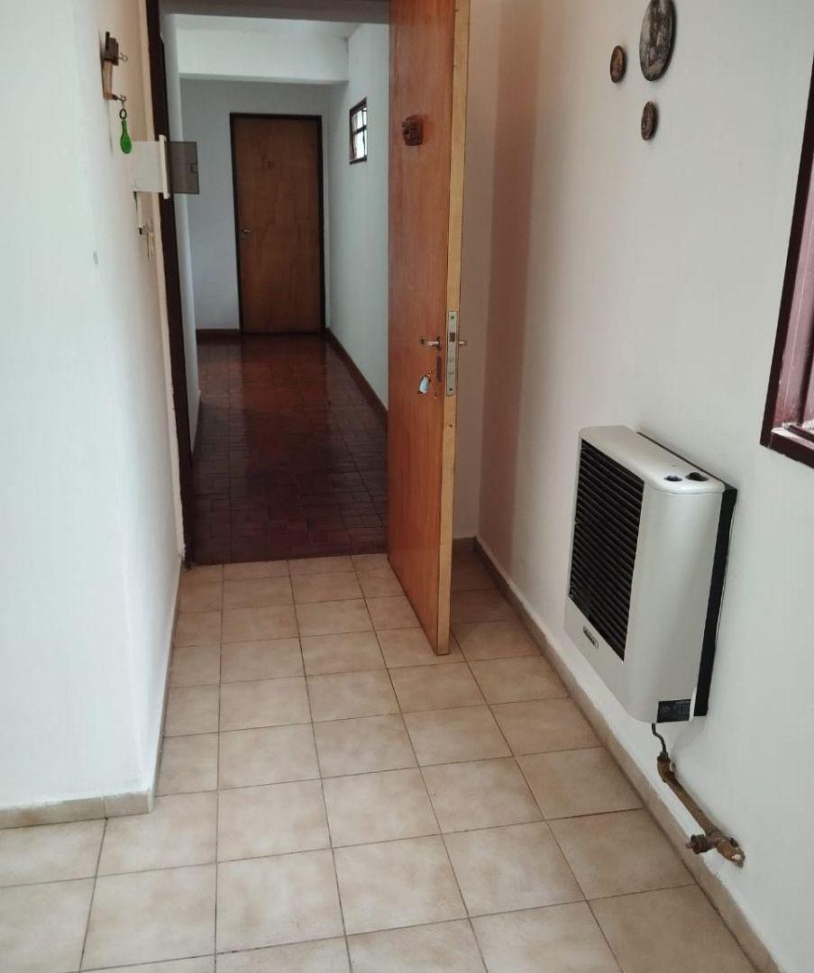 Foto de DEPARTAMENTO EN ALQUILER ANUAL - CENTRO, imagen 1