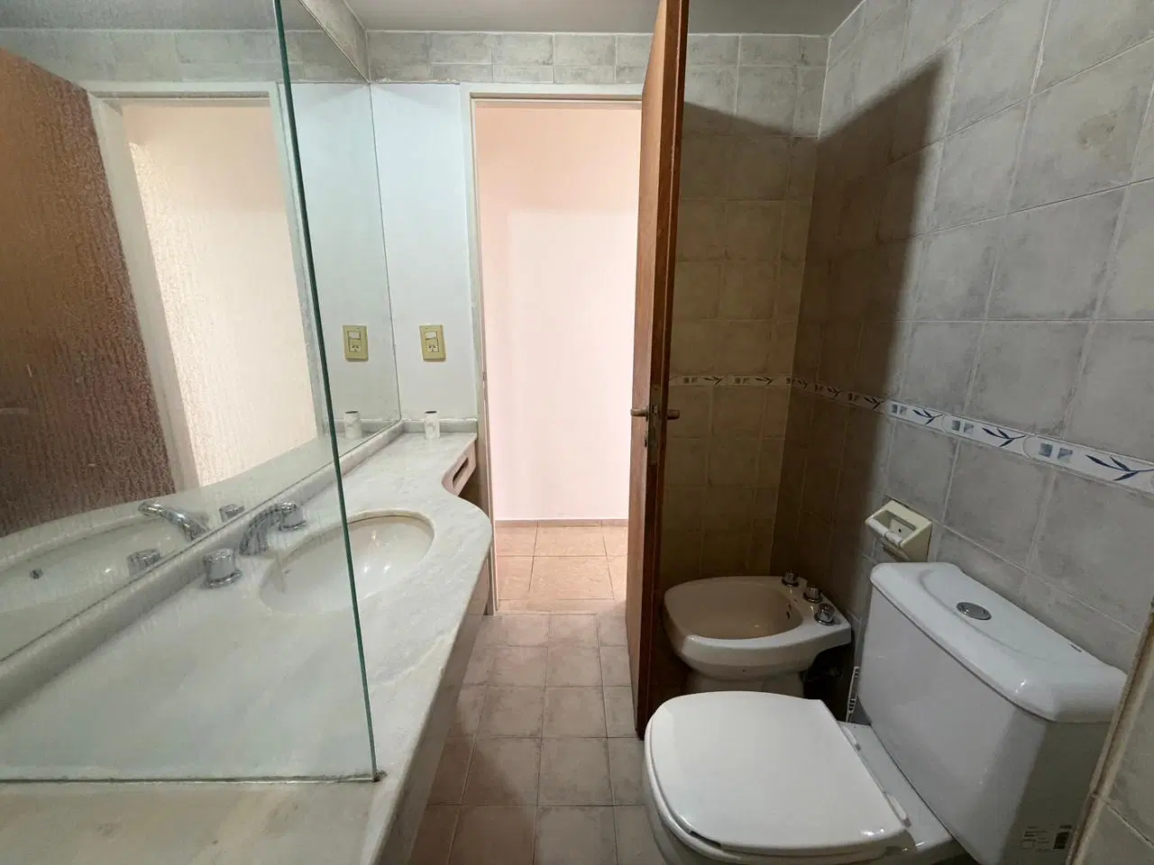 Departamento 1 dormitorio en ALQUILER- ABASTO 2