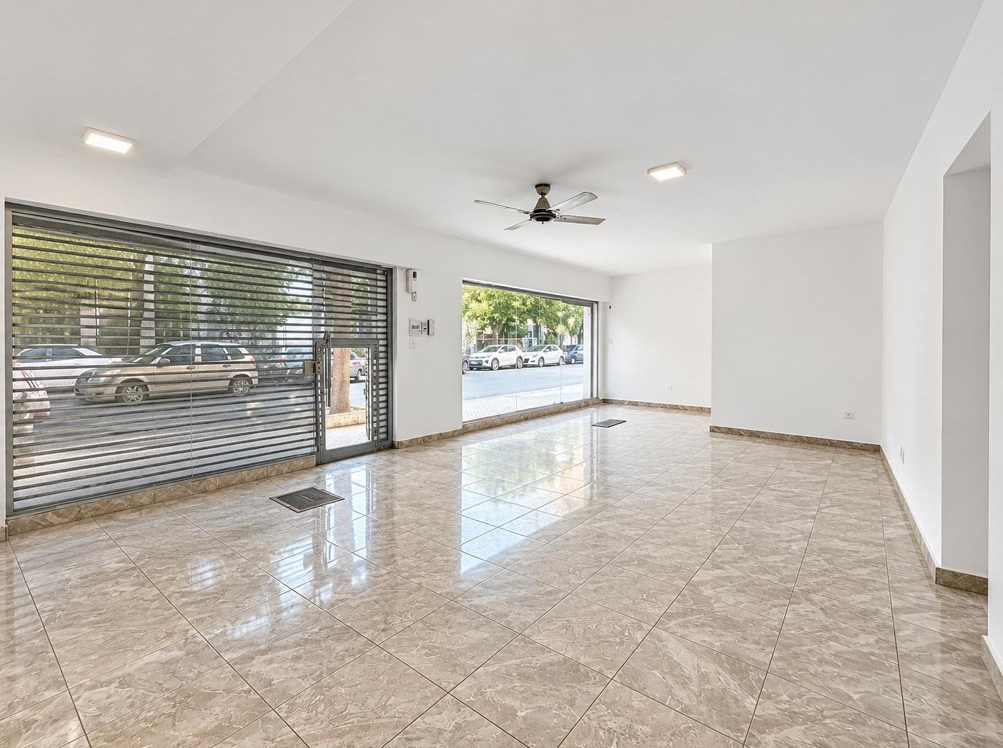 Foto de Alquiler local comercial - Lourdes, imagen 4